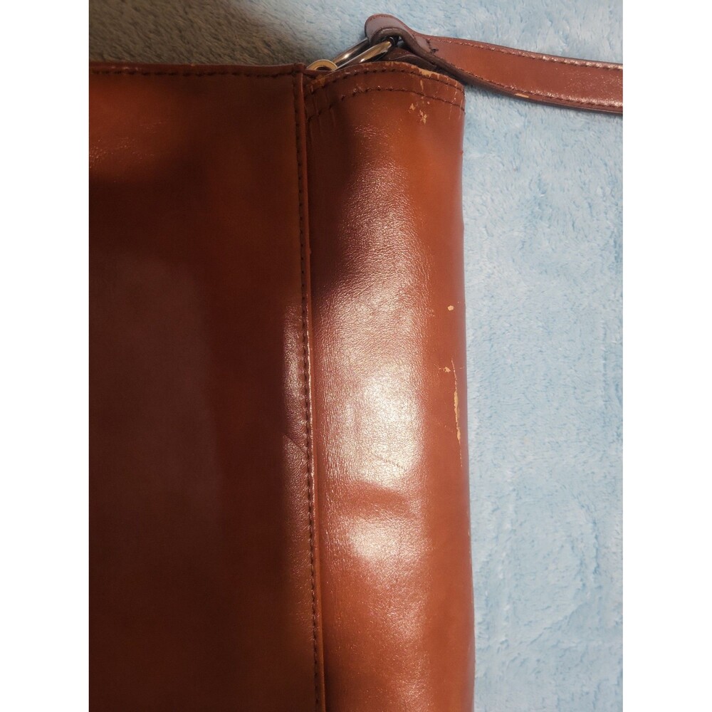 Leather - Picture 6 of 6